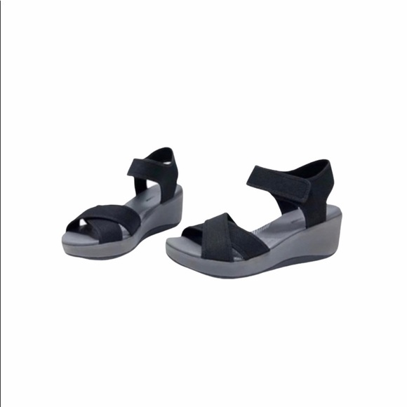 CLOUDSTEPPERS BY CLARKS WEDGE SANDALS STEP CALI - Picture 1 of 1